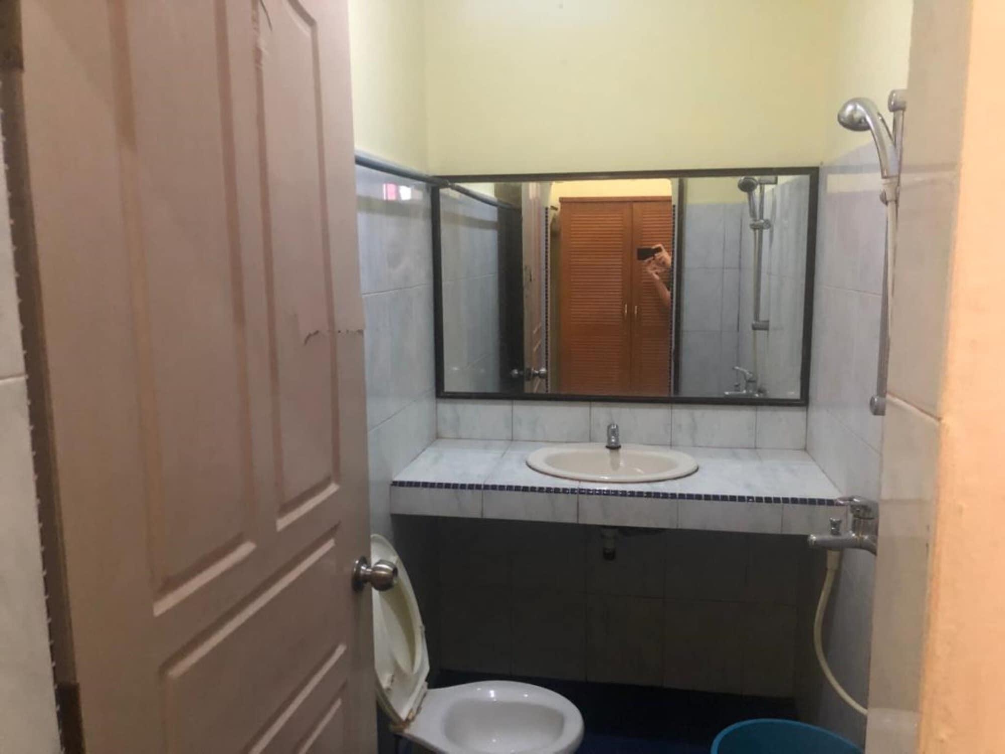 Hotel Pelita Terang Нагоя Екстериор снимка