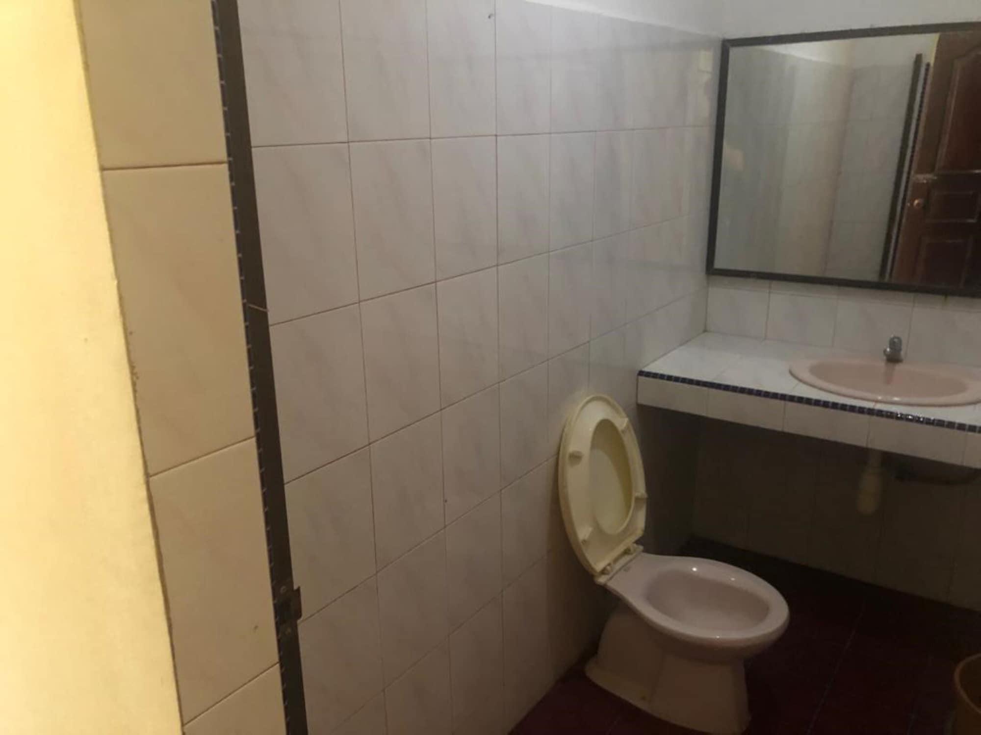 Hotel Pelita Terang Нагоя Екстериор снимка