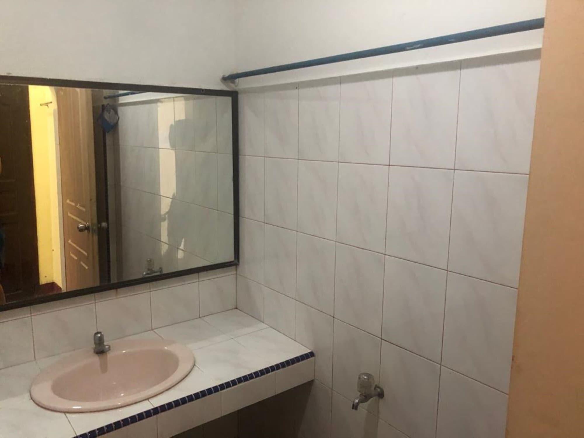 Hotel Pelita Terang Нагоя Екстериор снимка